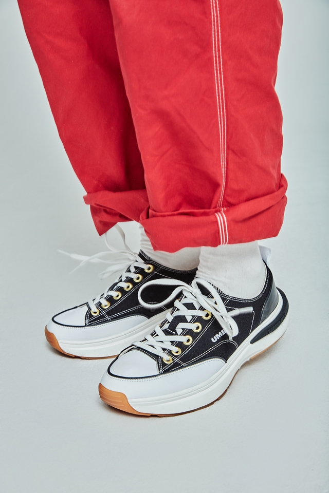 Umbro descente deals